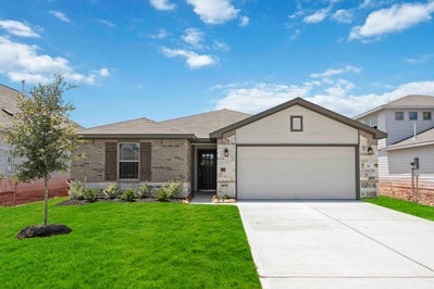 Dayton Quick move-in home, 805 Clear Valley Lane