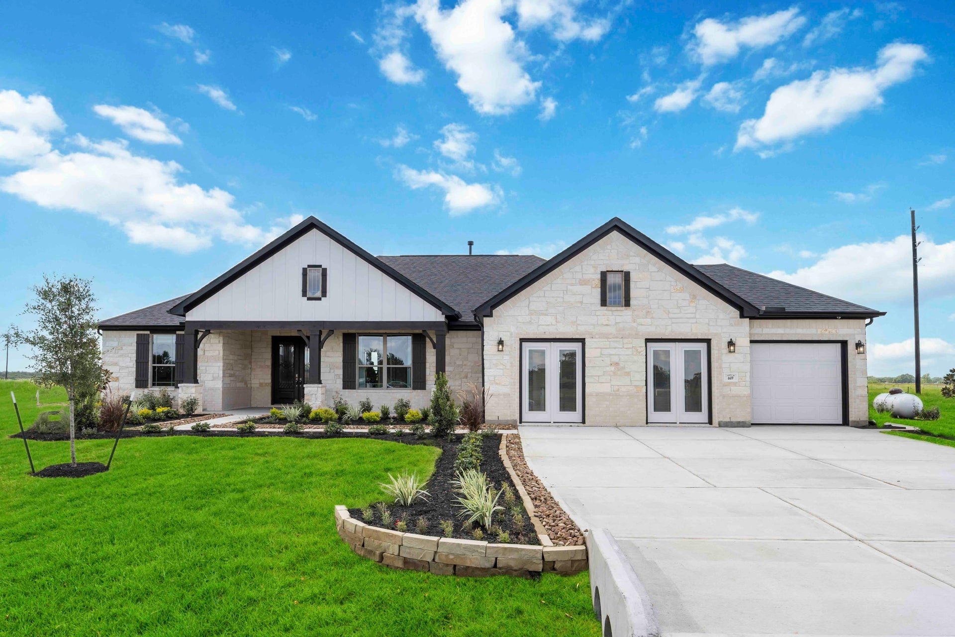 Blue Heron Estates Model Home - Arlington Floorplan - Exterior