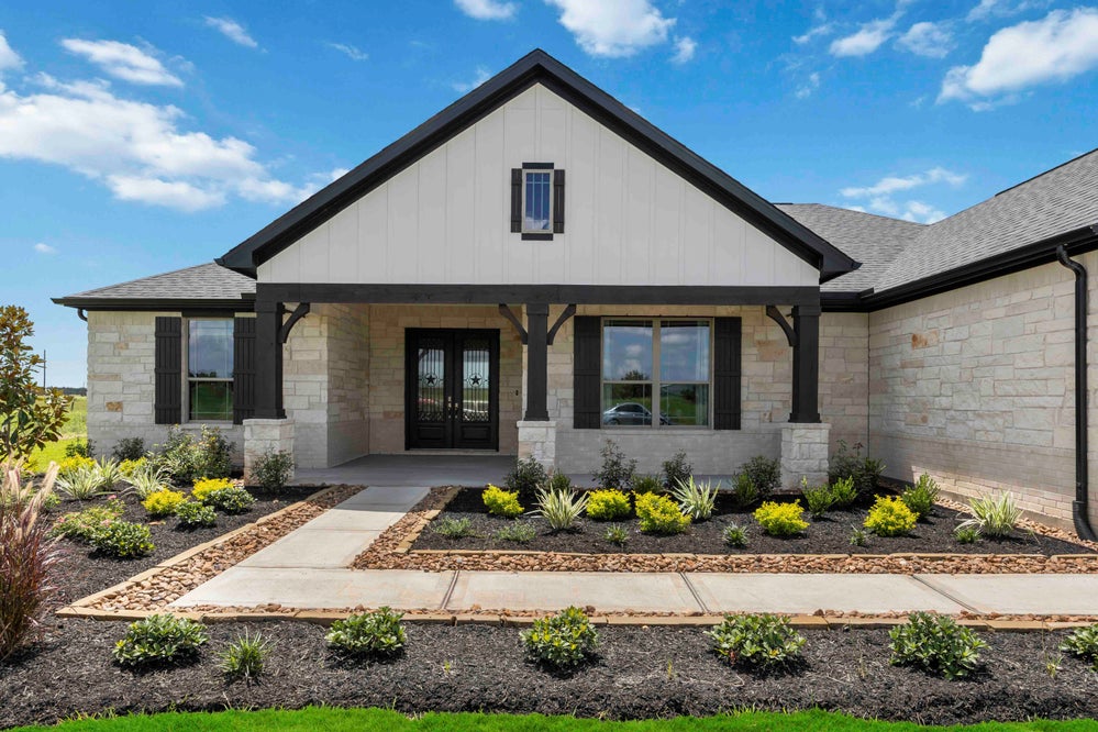 Blue Heron Estates Model Home - Arlington Floorplan - Exterior