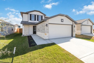 Dayton Quick move-in home, 819 Clear Valley Lane