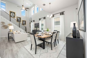 Dining Room Photo 2